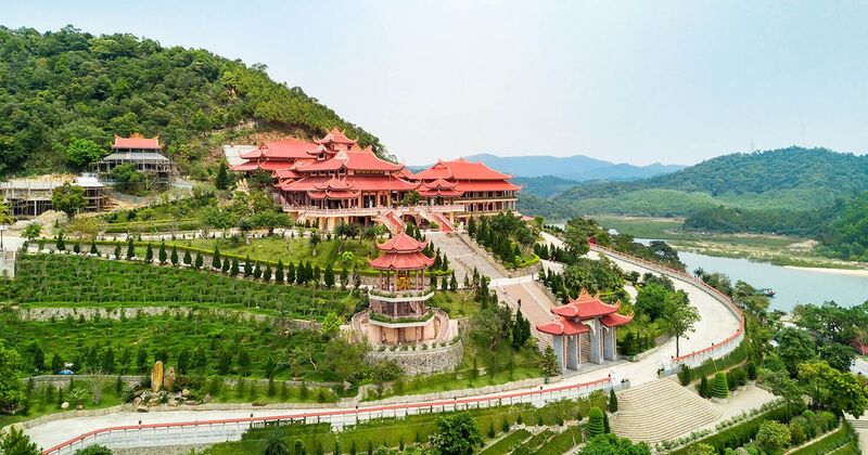 Hướng Dẫn Cách Di Chuyển Đến Đền Cửa Ông